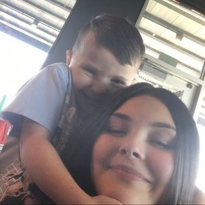 Meet your Posher, Halie